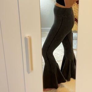 | Earthbound Trading Co Boho Flared Pants, Sz M